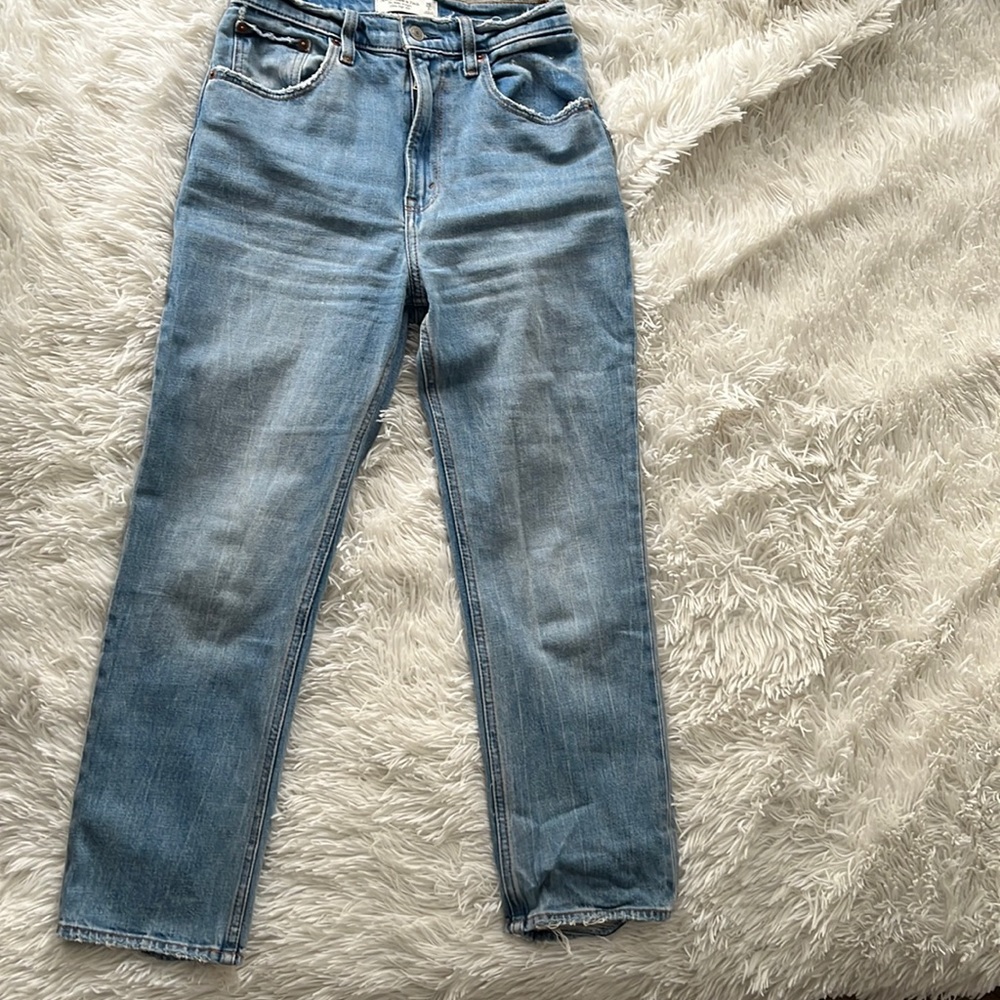 Abercrombie ankle straight ultra high rise